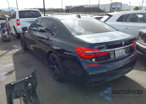 2016 BMW 750I из США, поврежденный, VIN WBA7F0C53GGL99859